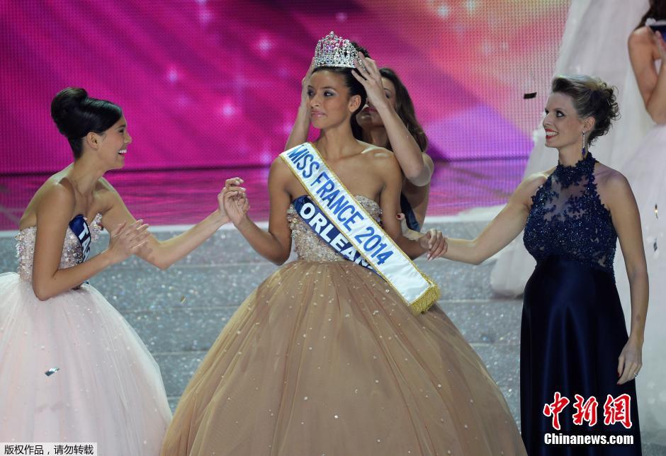 Flora Coquerel couronnée Miss France 2014
