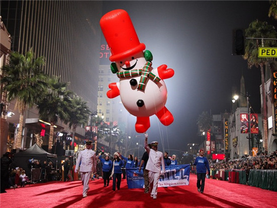 La parade de Noël d'HollywoodDate : Le 1er décembreLieu : Hollywood, Los Angeles