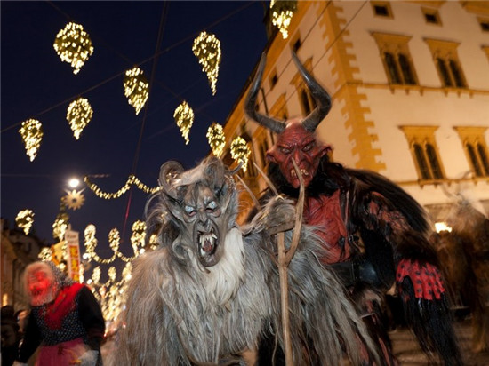 La parade de Noël des KrampusDate : Le 1er décembreLieu : Graz, Autriche