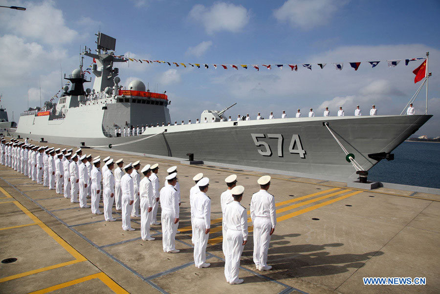 La frégate Sanya rejoint la Marine de l'APL