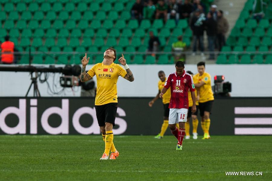 Coupe du monde des clubs de la FIFA : Guangzhou Evergrande rejoint le Bayern Munich en demi-finale (2)