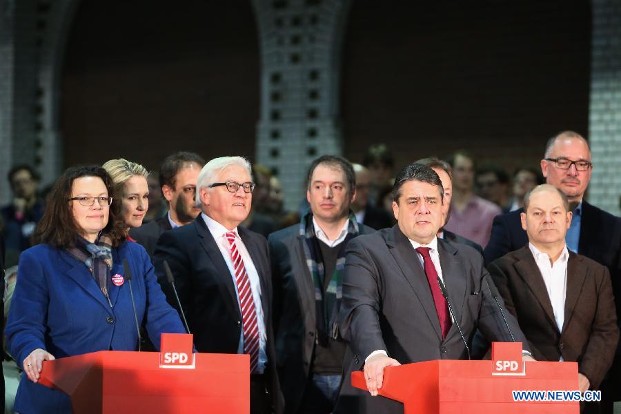 Allemagne : le SPD se prononce en faveur de la grande coalition avec Merkel (6)