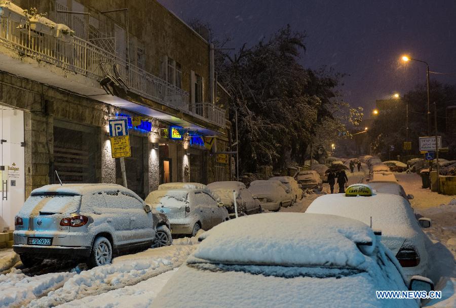 Israël: 40 000 foyers dépourvus d'électricité alors qu'une tempête fait rage