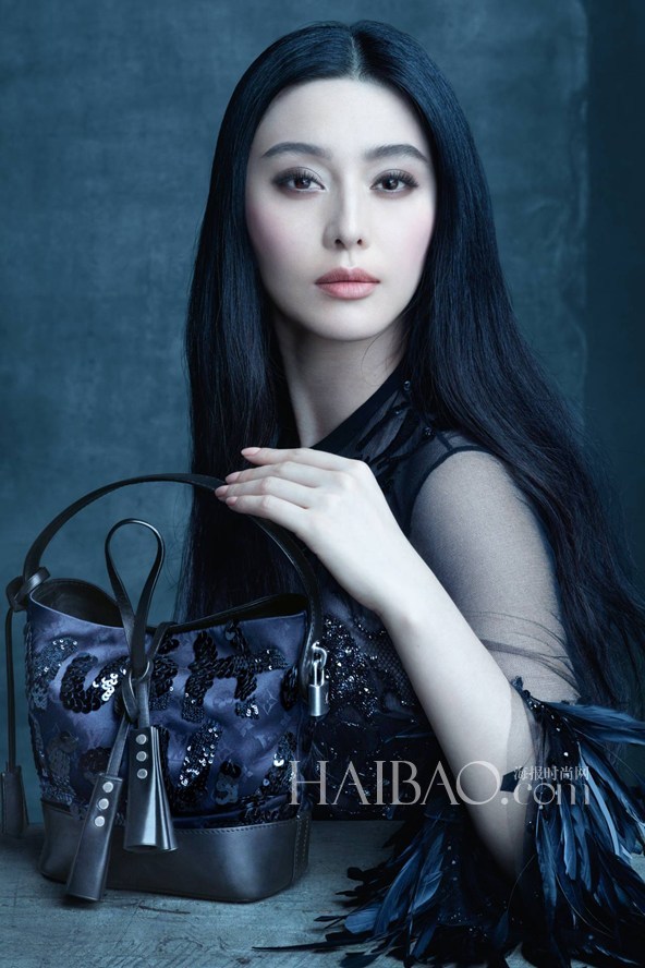 L'actrice chinoise Fan Bingbing dans la nouvelle campagne de Louis Vuitton pour sa collection printemps-été 2014.