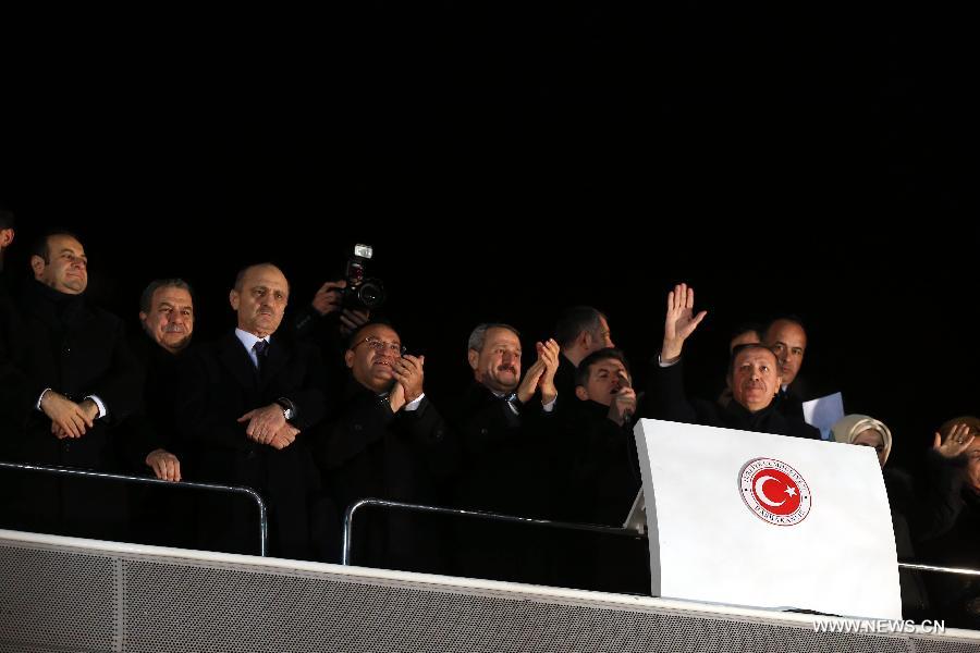 Deux ministres turcs démissionnent en raison de l'implication présumée de leurs fils dans une affaire de corruption (2)