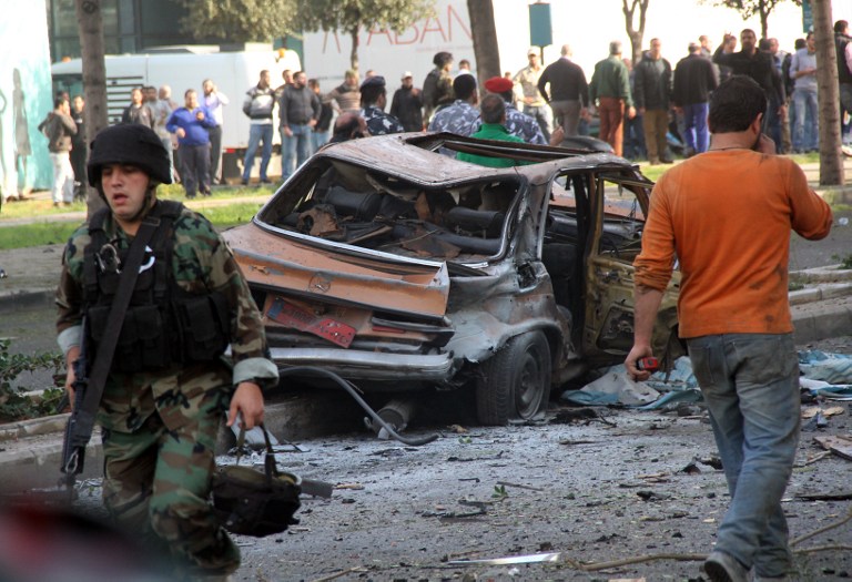 6 morts dans une attaque à la voiture piégée à Beyrouth (11)