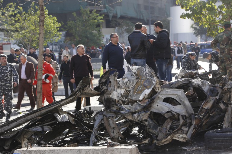 6 morts dans une attaque à la voiture piégée à Beyrouth (9)