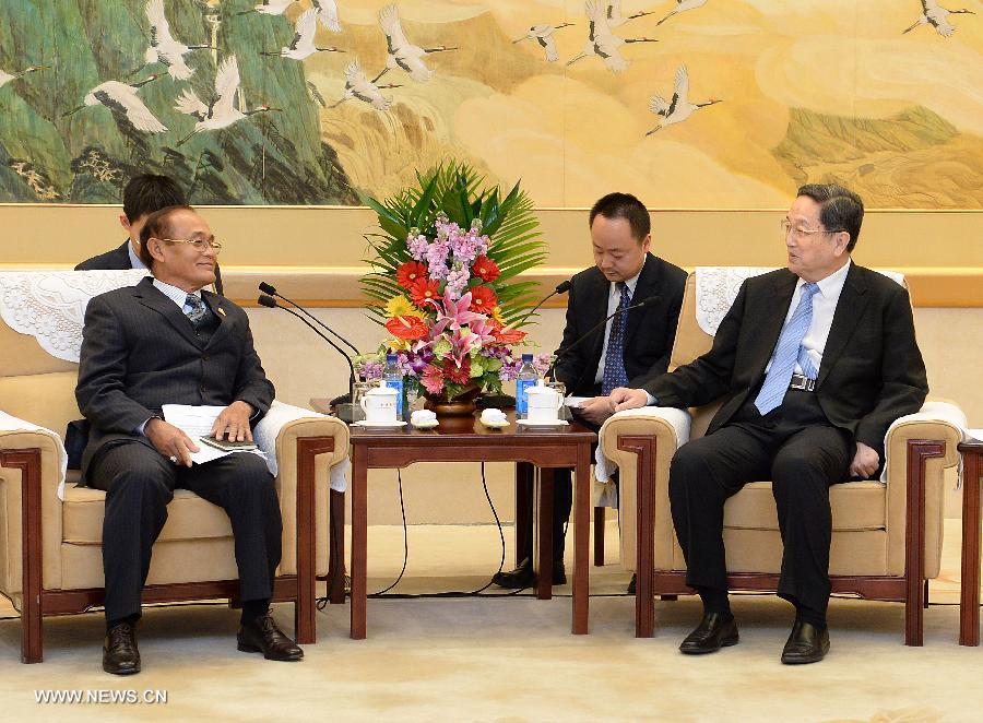 Chine : Yu Zhengsheng rencontre le deuxième vice-président du Sénat cambodgien 