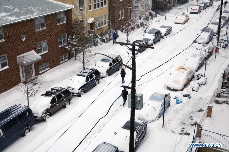 Photos: De fortes chutes de neige frappent New York