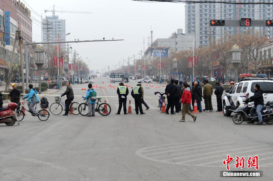 Chine : le bilan de l'explosion d'un autocar au Shaanxi s'alourdit à cinq morts (2)