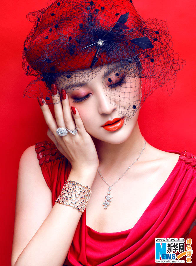 L'actrice chinoise Gan Lu pose pour un magazine (3)