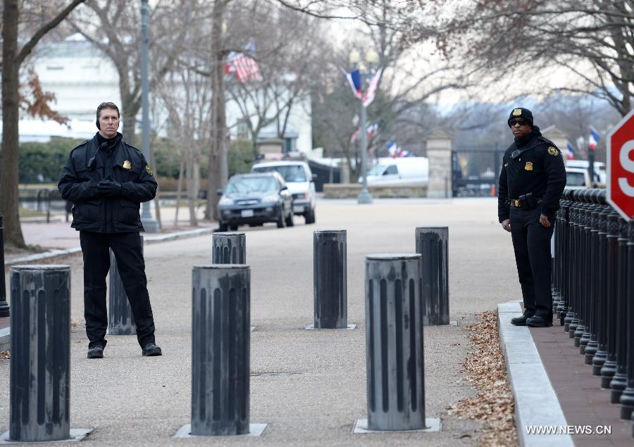 La Maison Blanche fermée après qu'un homme a essayé de franchir une des grilles