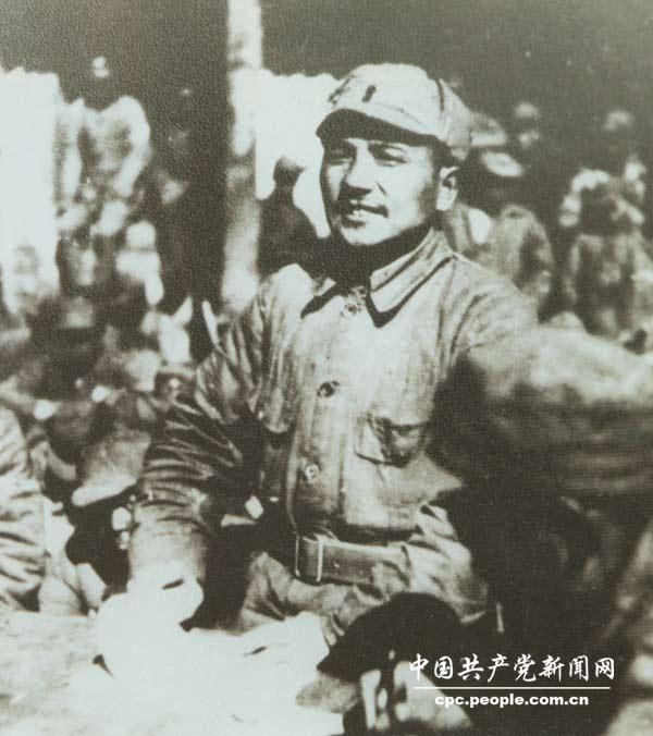 Deng mobilise les troupes dans le Shanxi en 1938.
