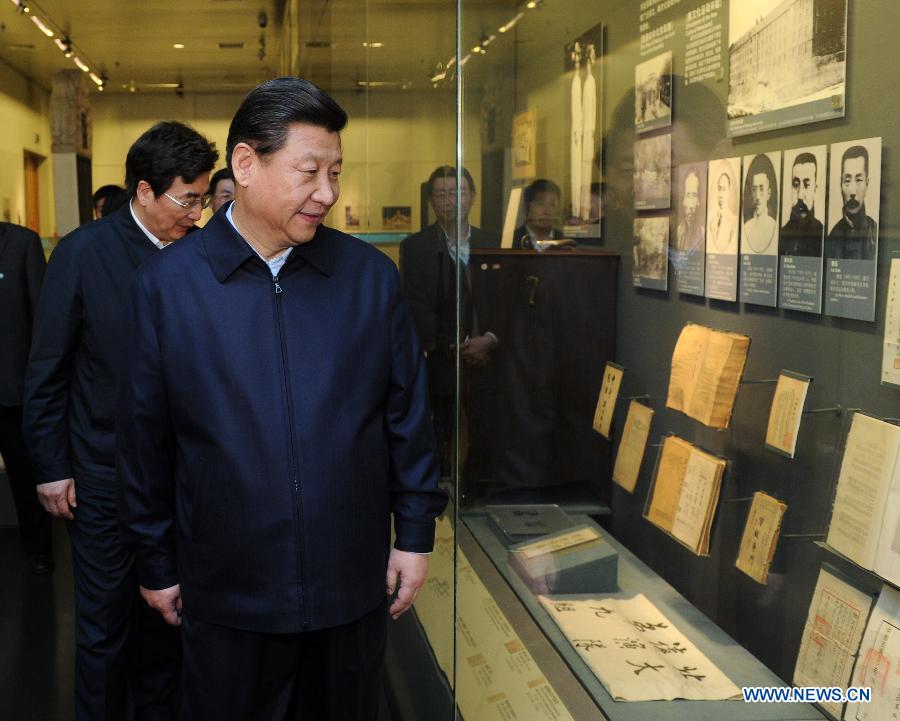 Xi Jinping insiste sur la lutte contre le smog durant sa tournée à Beijing (7)