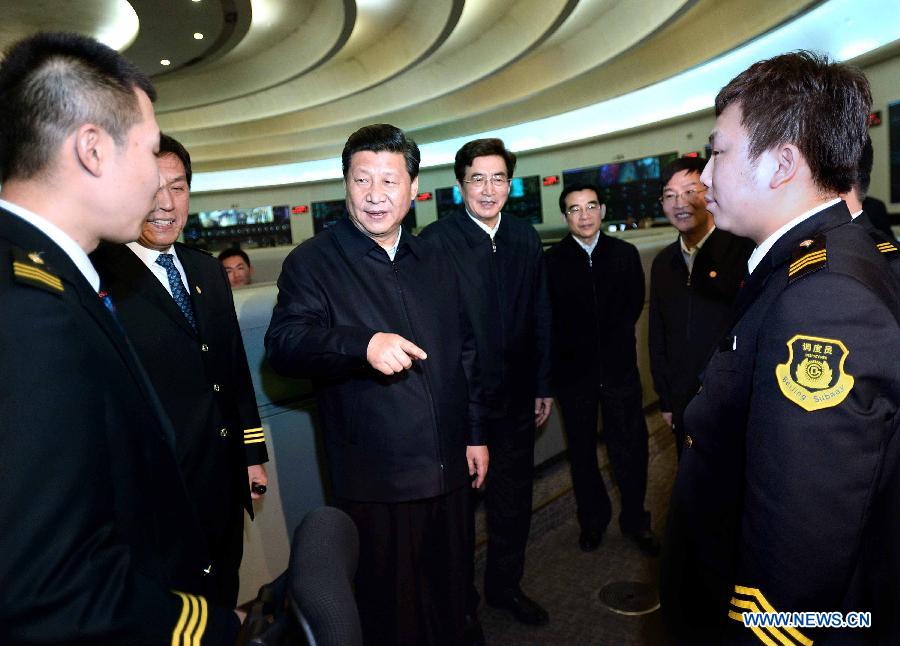 Xi Jinping insiste sur la lutte contre le smog durant sa tournée à Beijing (5)