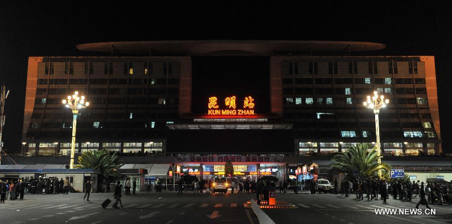 Au moins 29 morts et 130 blessées dans l'attaque de la gare de Kunming (3)