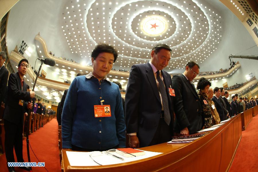 CCPPC : hommage silencieux aux victimes de l'attaque de Kuming (2)