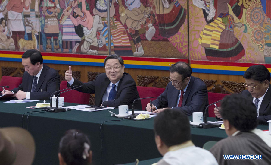 Yu Zhengsheng souligne l'adhérence à l'Etat de droit au Tibet