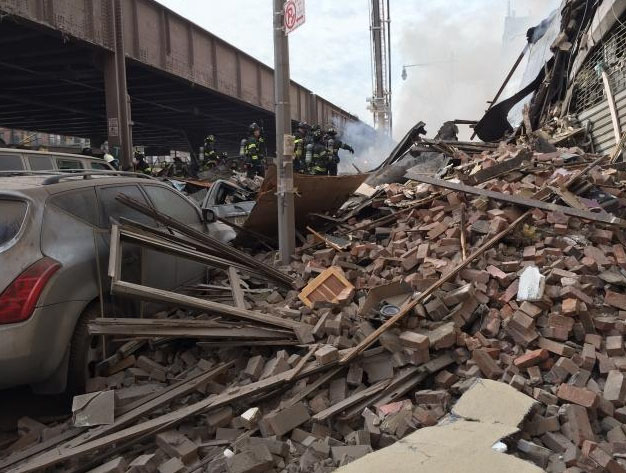 Au moins deux morts et 18 blessés lors d'une explosion d'immeuble à New York (18)
