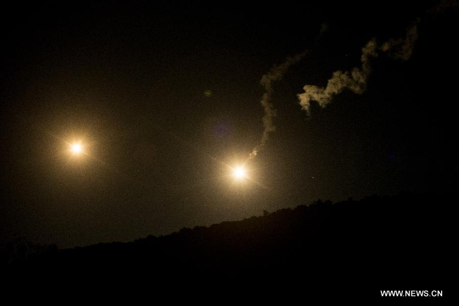 Des obus israéliens touchent le sud du Liban après une explosion à la frontière (4)