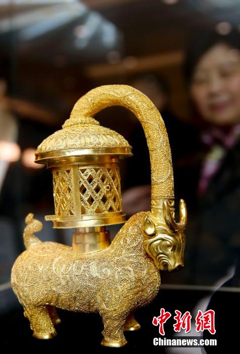 Une collection d'or exposée à Beijing