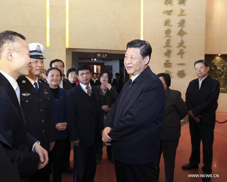 Xi Jinping veut des efforts "épicés" dans la lutte contre la décadence des responsables ruraux (7)