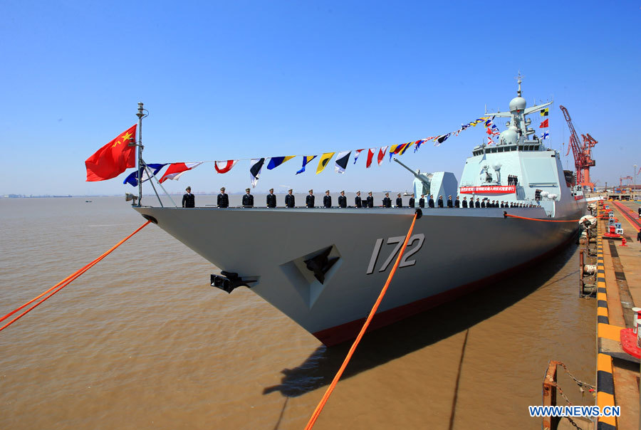 La Chine met en service un nouveau destroyer lance-missiles