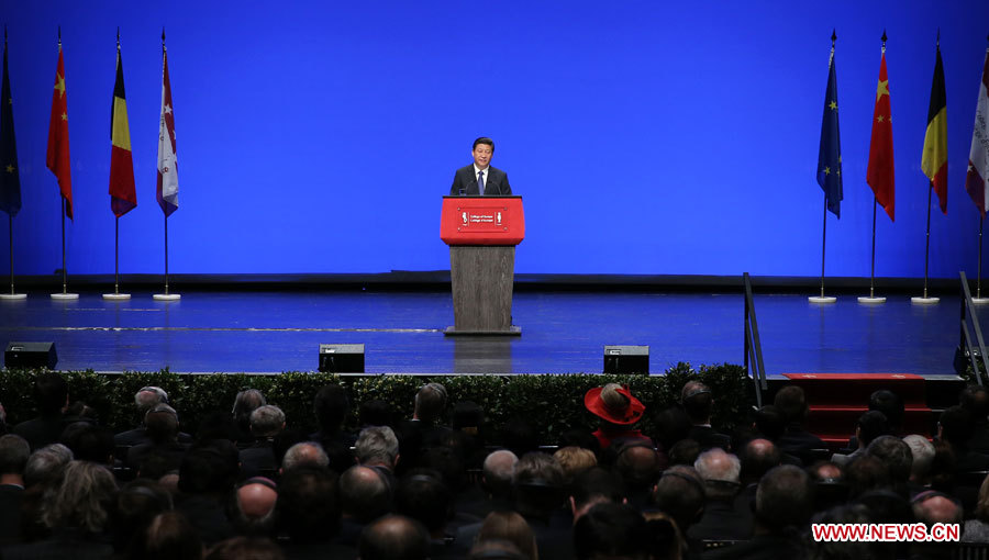 Le président chinois réaffirme la politique étrangère indépendante de paix du pays (2)