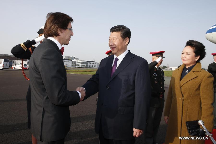 Le président chinois Xi Jinping est arrivé le 30 mars 2014 à Bruxelles pour une visite d'Etat en Belgique, la première d'un chef d'Etat chinois dans le pays depuis 27 ans.
