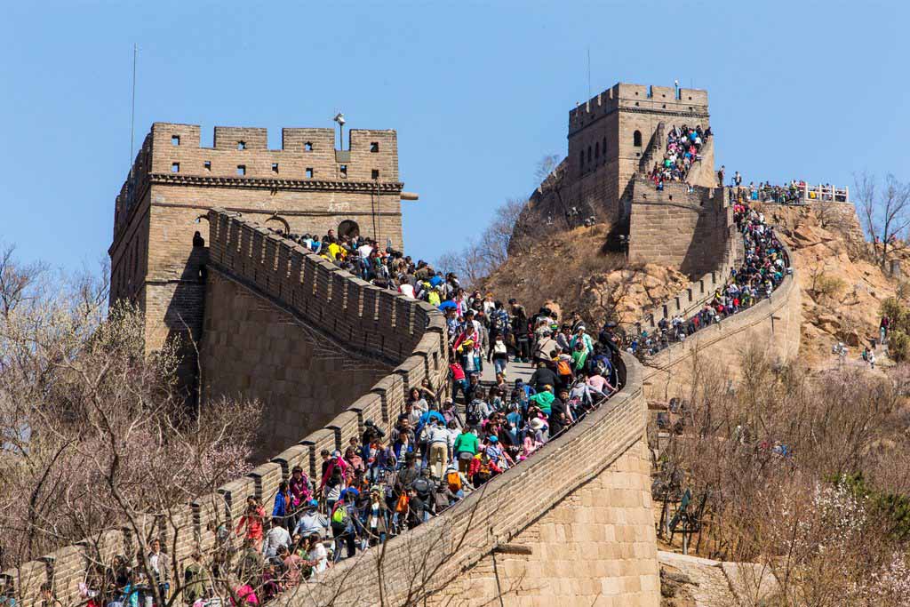 Photo prise le 5 avril sur la grande muraille à Badaling à Beijing