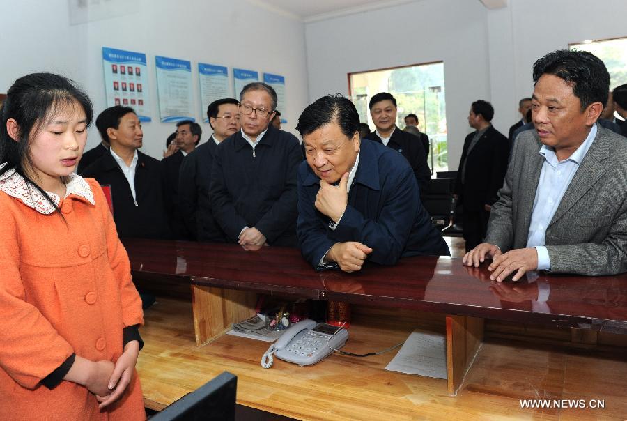 Un haut dirigeant du PCC met l'accent sur les échelons de base dans la campagne de la ligne de masse