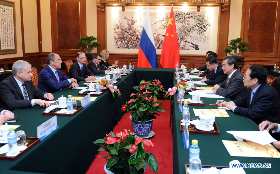 Entretien entre le ministre chinois des AE et son homologue russe