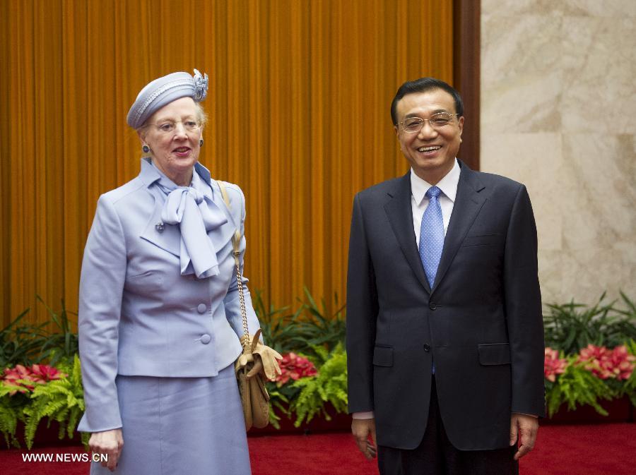 Le PM chinois rencontre la reine du Danemark (2)