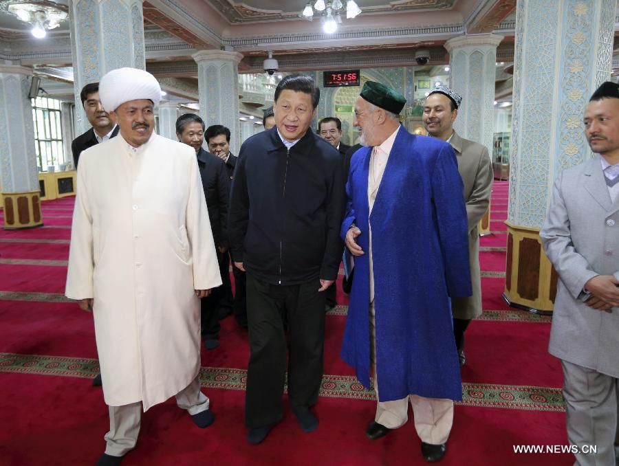 Xi Jinping : la stabilité du Xinjiang est vitale pour toute la nation (10)