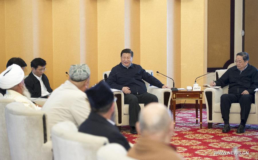 Xi Jinping : la stabilité du Xinjiang est vitale pour toute la nation (12)