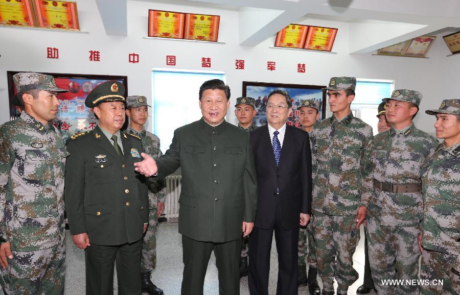 Xi Jinping exhorte à porter un "coup dur" aux terroristes (3)