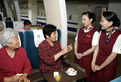 Découvrez les premières hôtesses de l'air chinoises (10)