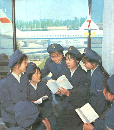 Découvrez les premières hôtesses de l'air chinoises (2)