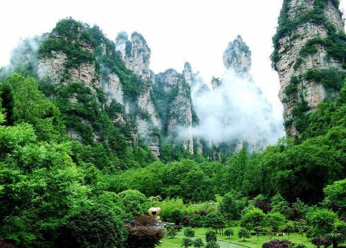Le parc forestier national de Zhangjiajie (Hunan)
