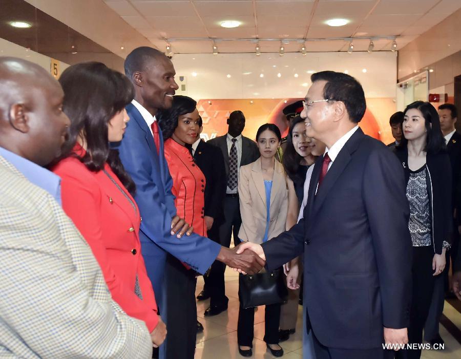 Le PM chinois appelle la Chine et l'Afrique à renforcer leur coopération dans les médias (3)