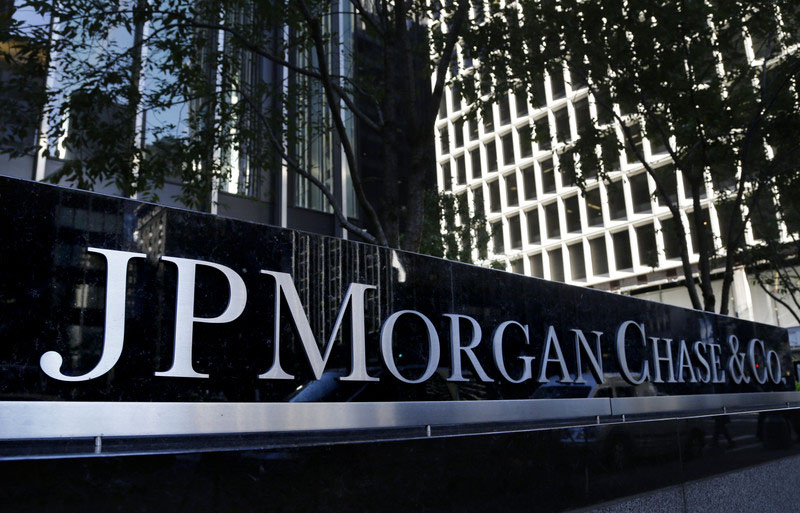 Le logo JPMorgan Chase & Co au siège de New York le 21 octobre 2013.