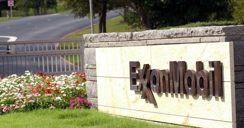 L'entrée du siège Exxon Mobil à Irving, au Texas le 30 octobre 2003.