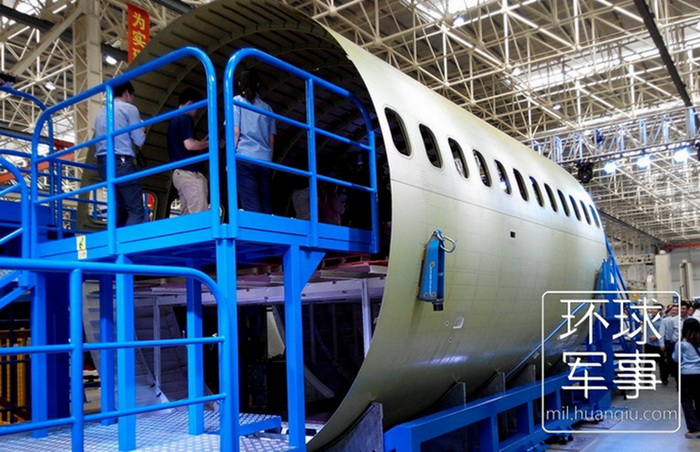 Une partie importante du fuselage du C919 a été achevée (9)