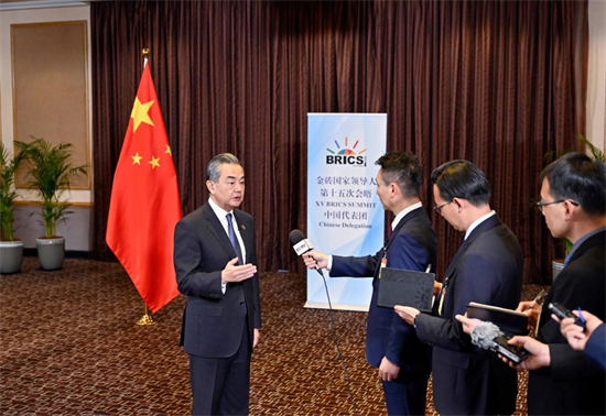 La visita de Xi Jinping a Sudáfrica consolida la tradicional amistad entre China y África y construye un nuevo consenso sobre la cooperación Sur-Sur